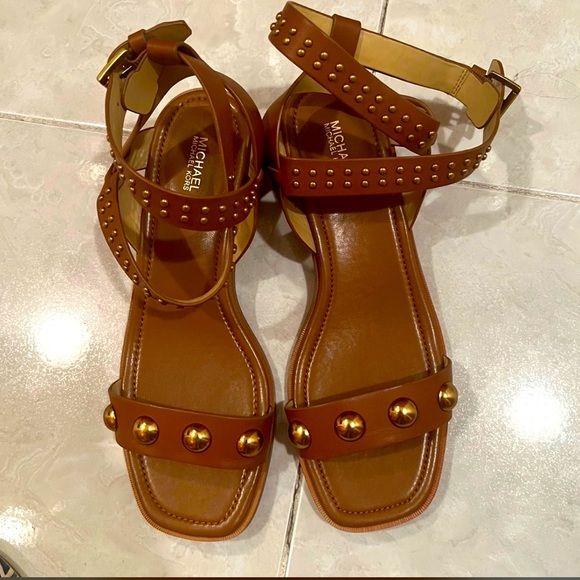Excellent condition - Picture 1 of 3